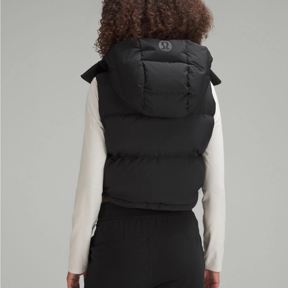 lululemon athletica Women's Black Wunder Puff Super Cropped Vest